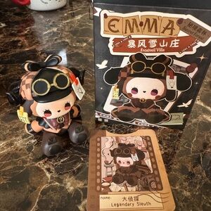 Emma Secret Forest Frostveil Villa blind box figure